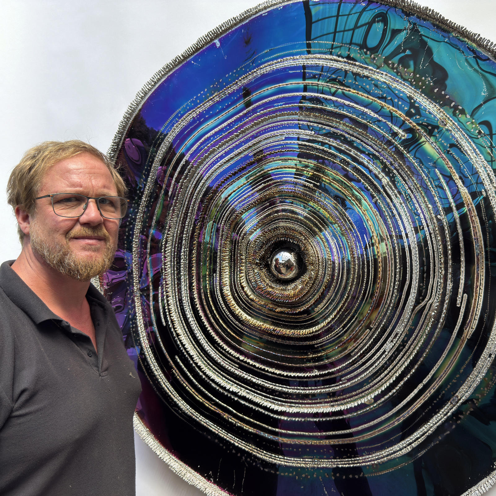 Metal Artist Robert Gahr