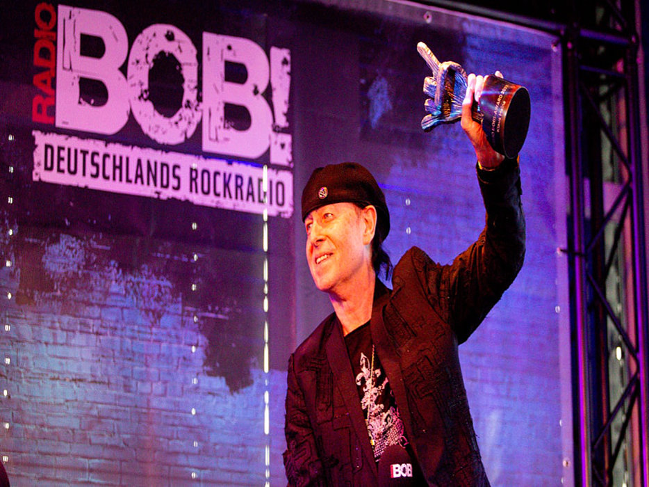 Custom Award - Radio BOB! Award